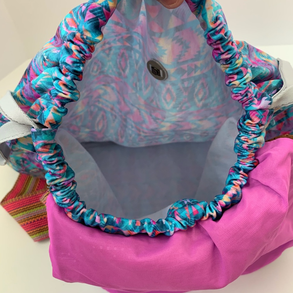 Leonisa | Tassel Drawstring Backpack - Picture 7 of 11